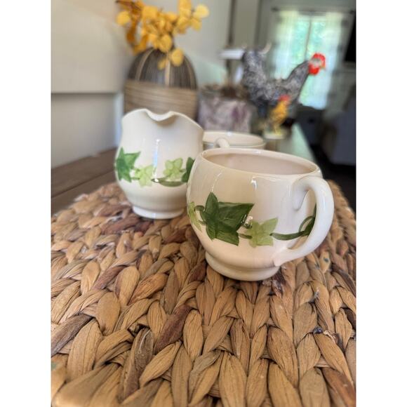 Franciscan Ivy Creamer, Sugar Bowl and Cup Set of Three Vintage Earthenware - Picture 3 of 5